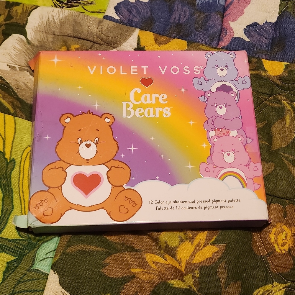 NIB! Care Bears ~ Violet Voss 12 pan palette